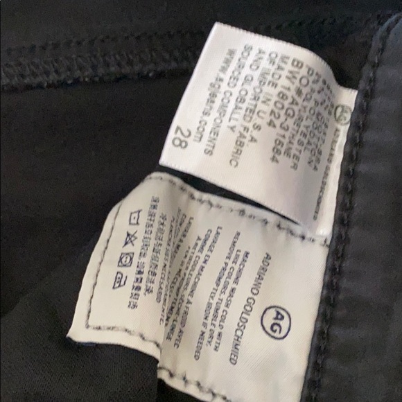 AG Prima Crop Mid Rise Cigarette Crop in Black - Picture 4 of 7